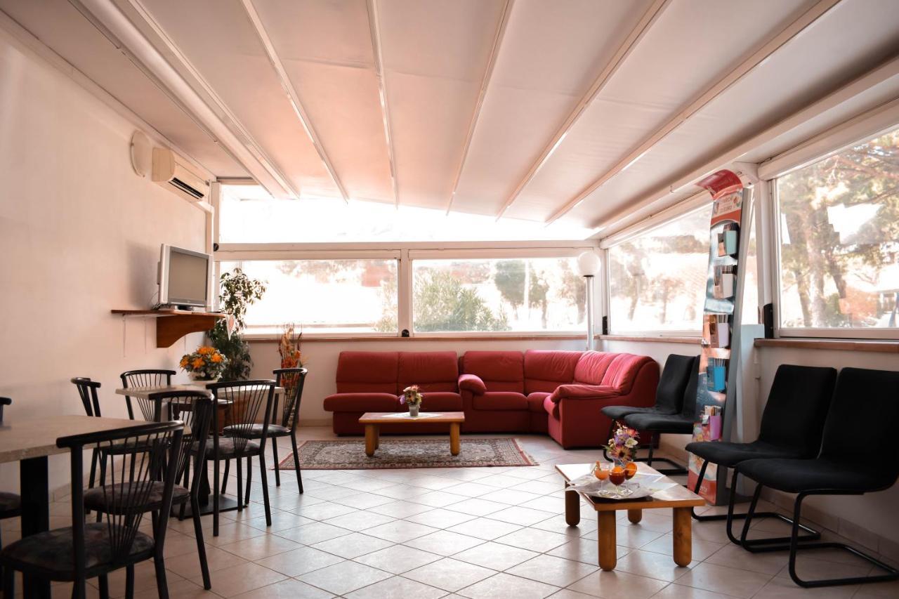 Hotel Zeus Cervia Ngoại thất bức ảnh