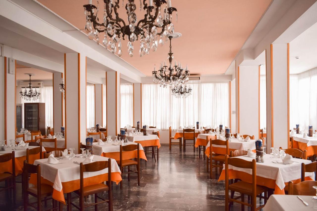 Hotel Zeus Cervia Ngoại thất bức ảnh